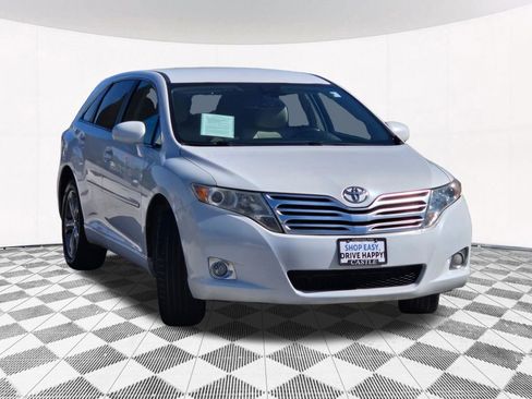Used 2010 Toyota Venza FWD image 6