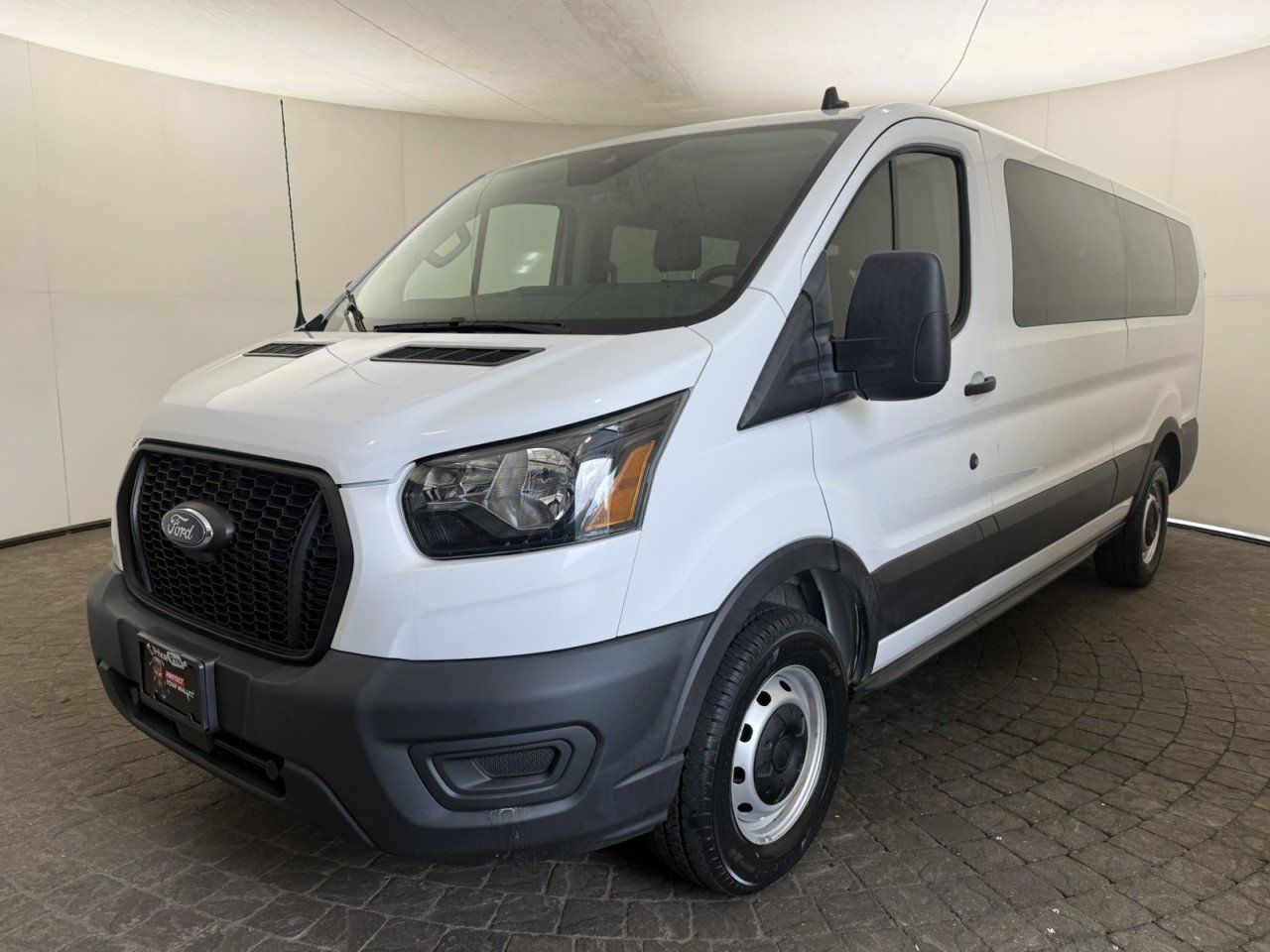 Used 2023 Ford Transit 350 XL RWD image 3