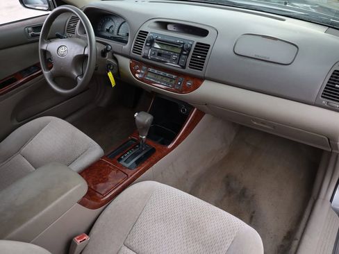 Used 2003 Toyota Camry LE FWD image 23