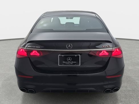 New 2026 Mercedes-Benz E 53 AMG e 4MATIC Sedan image 6