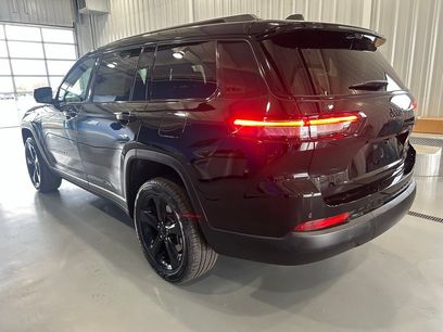 New 2025 Jeep Grand Cherokee L Limited w/ Luxury Tech Group II