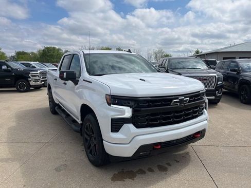 New 2026 Chevrolet Silverado 1500 RST w/ Redline Edition AWD/4WD image 3