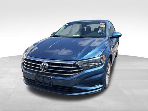 Used 2019 Volkswagen Jetta S w/ Driver Assistance Package FWD image 2