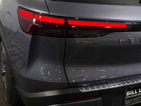 Used 2023 INFINITI QX60 Autograph w/ Cargo Package AWD/4WD image 12