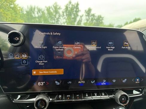New 2026 Chevrolet Blazer EV LT FWD image 23