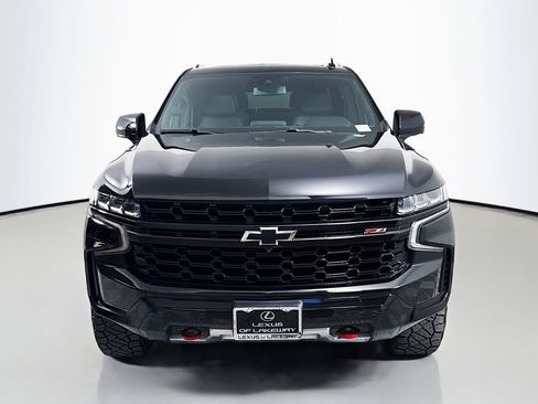 Used 2023 Chevrolet Tahoe Z71 w/ Luxury Package image 2