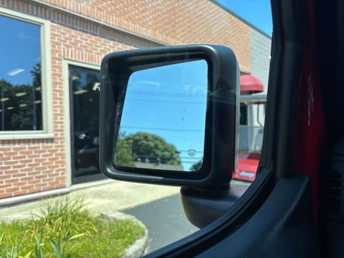 Used 2021 Jeep Gladiator Sport image 26