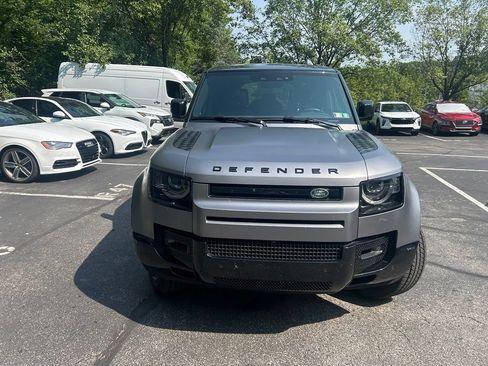 Certified 2024 Land Rover Defender 110 X-Dynamic SE AWD/4WD image 2