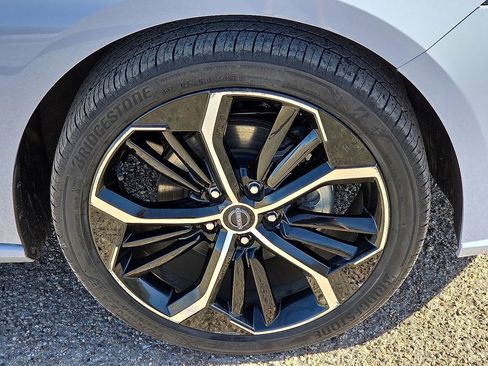 Used 2024 Nissan Altima 2.5 SR image 12