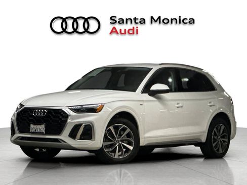 Used 2023 Audi Q5 2.0T Premium Plus w/ Premium Plus Package AWD/4WD image 1