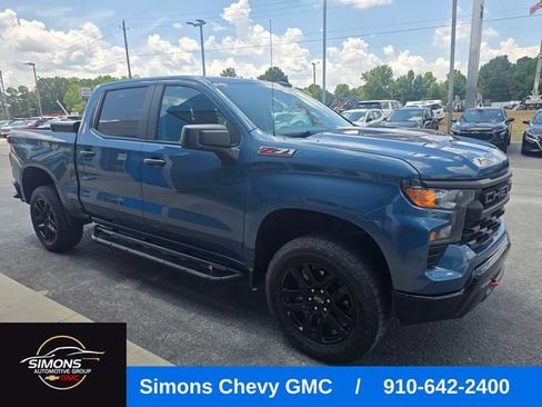 Used 2024 Chevrolet Silverado 1500 Custom Trail Boss AWD/4WD image 7