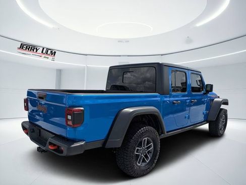 Certified 2025 Jeep Gladiator Mojave AWD/4WD image 3