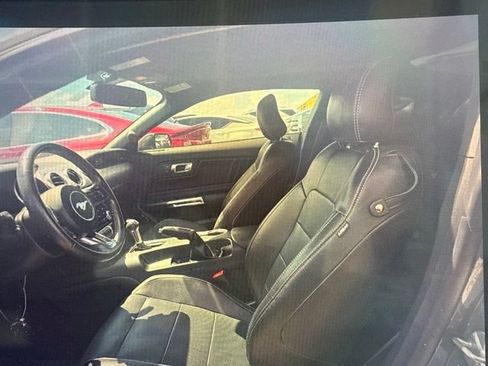 Used 2020 Ford Mustang GT Premium RWD image 6