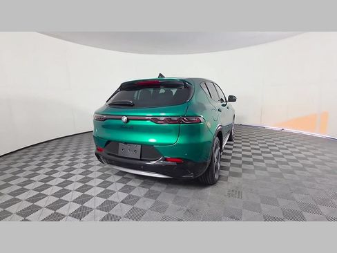 New 2026 Alfa Romeo Tonale w/ Active Assist Package AWD/4WD image 28