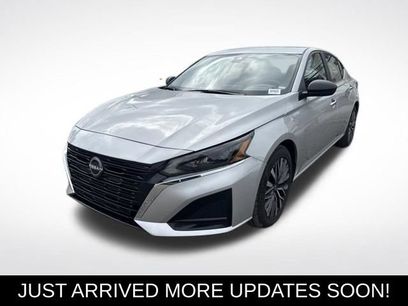 Used 2025 Nissan Altima 2.5 SV