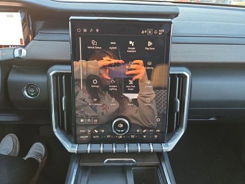 New 2026 GMC Acadia Denali w/ Super Cruise Package image 28