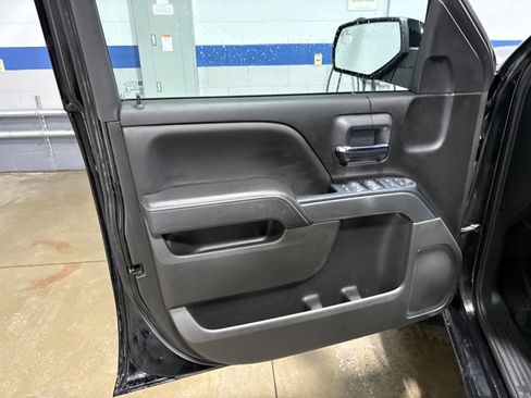 Used 2018 Chevrolet Silverado 1500 LT w/ LT Eassist Package image 23