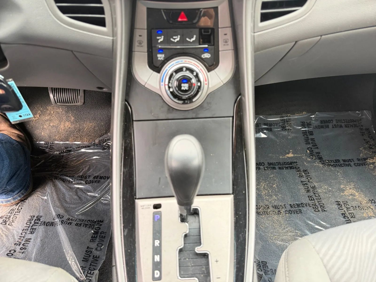 Used 2013 Hyundai Elantra GLS FWD image 12
