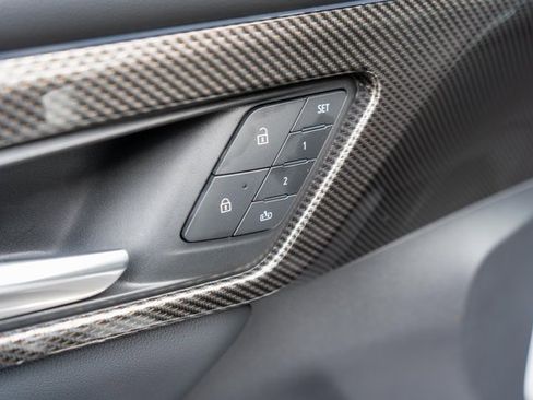 Used 2025 Chevrolet Traverse High Country image 20