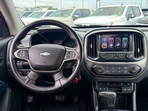 Used 2018 Chevrolet Colorado Z71 w/ Centennial Edition AWD/4WD image 23