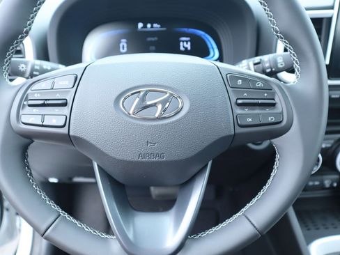 New 2026 Hyundai Venue SEL FWD image 11