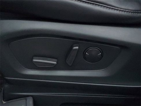 Certified 2023 Ford Explorer XLT w/ Equipment Group 202A image 13