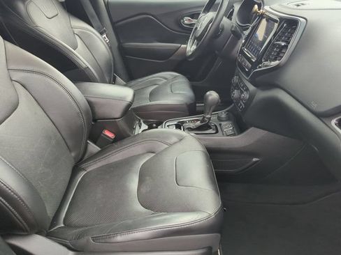 Used 2021 Jeep Cherokee Limited AWD/4WD image 26