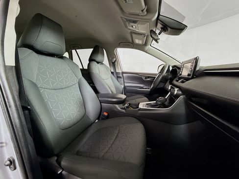 Certified 2021 Toyota RAV4 XLE image 24