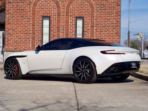 Used 2017 Aston Martin DB11 V12 image 7