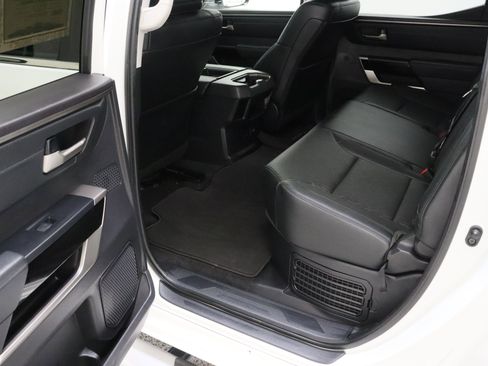 Used 2023 Toyota Tundra Limited AWD/4WD image 31