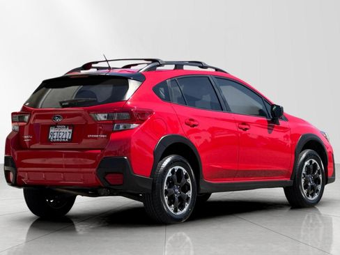 Used 2023 Subaru Crosstrek 2.0i AWD/4WD image 4
