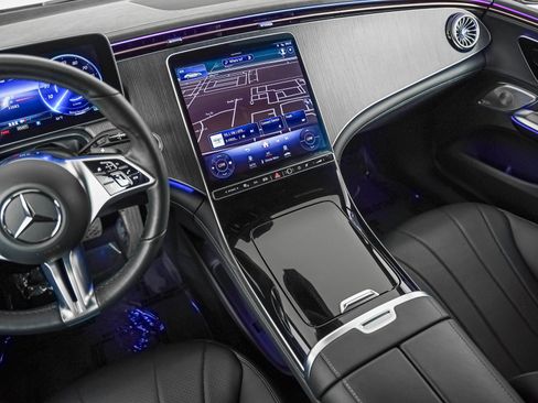 Certified 2023 Mercedes-Benz EQE 350+ 4MATIC Sedan w/ Exclusive Trim Package image 13