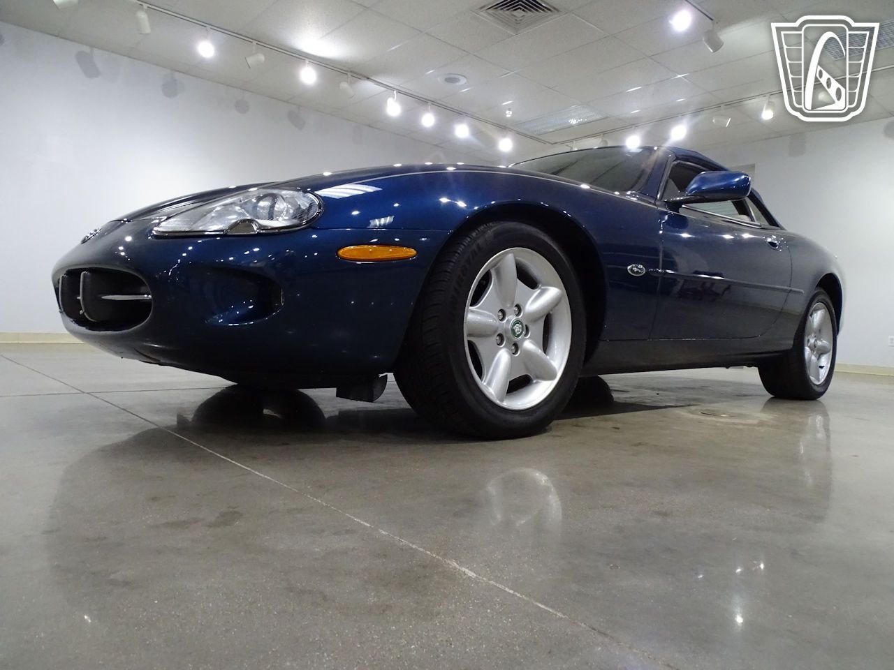 Used 1998 Jaguar XK8 Convertible RWD image 19
