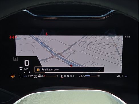 Used 2025 Chevrolet Colorado ZR2 w/ Technology Package image 24