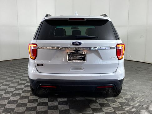 Used 2016 Ford Explorer 4WD image 9