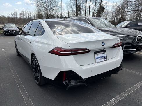 Certified 2024 BMW 530i w/ Executive Package image 14