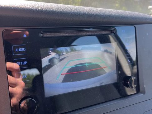 Used 2017 Toyota Sienna L FWD image 14