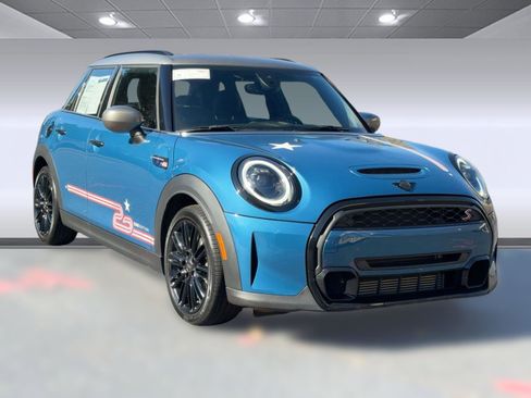 Certified 2023 MINI Cooper S image 7