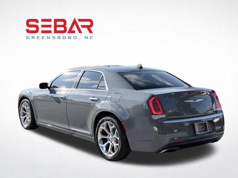 Used 2018 Chrysler 300 C w/ Safetytec Plus Group RWD image 10