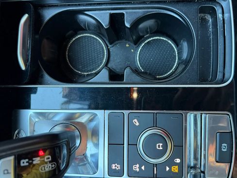 Used 2018 Land Rover Range Rover Sport HSE Dynamic image 20