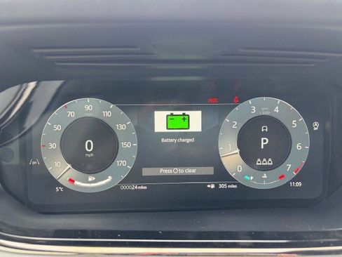 New 2026 Land Rover Range Rover Evoque Dynamic SE image 9