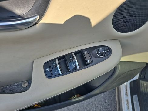 Used 2019 INFINITI QX50 Luxe w/ Cargo Package image 8