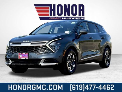 Used 2024 Kia Sportage LX image 8