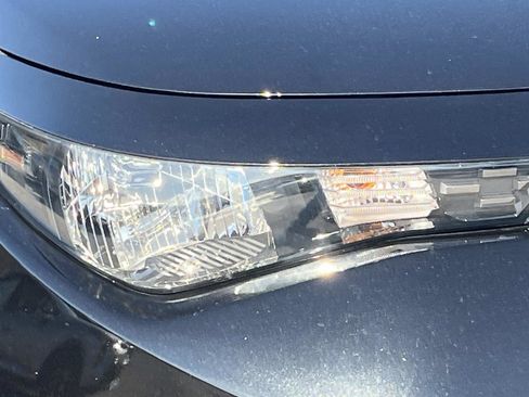 Used 2025 Kia Soul LX w/ LX Technology Package image 9