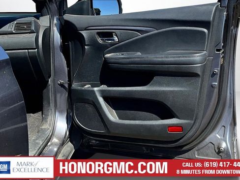 Used 2021 Honda Passport Sport image 27