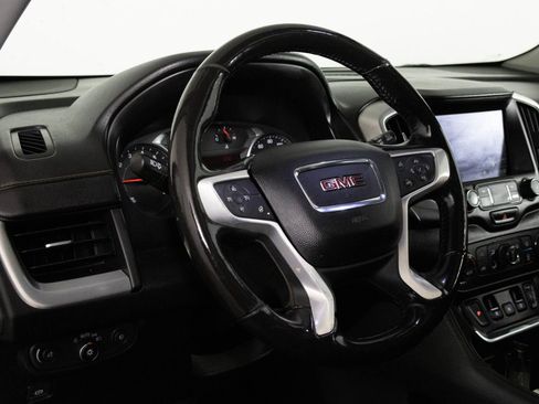 Used 2019 GMC Terrain SLT w/ Preferred Package image 34