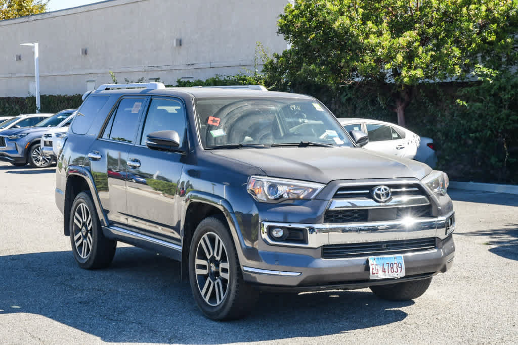 Used 2023 Toyota 4Runner Limited AWD/4WD image 3