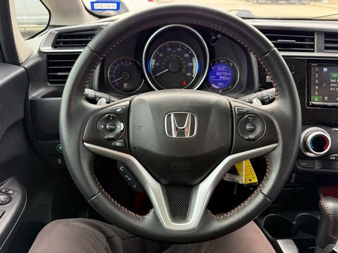 Used 2019 Honda Fit Sport image 11
