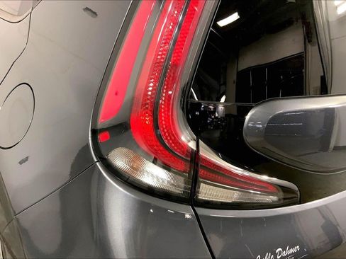 Certified 2023 Kia Soul GT-Line FWD image 27