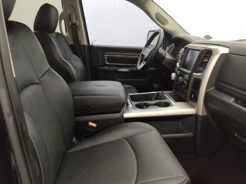 Used 2017 RAM 1500 Laramie image 21